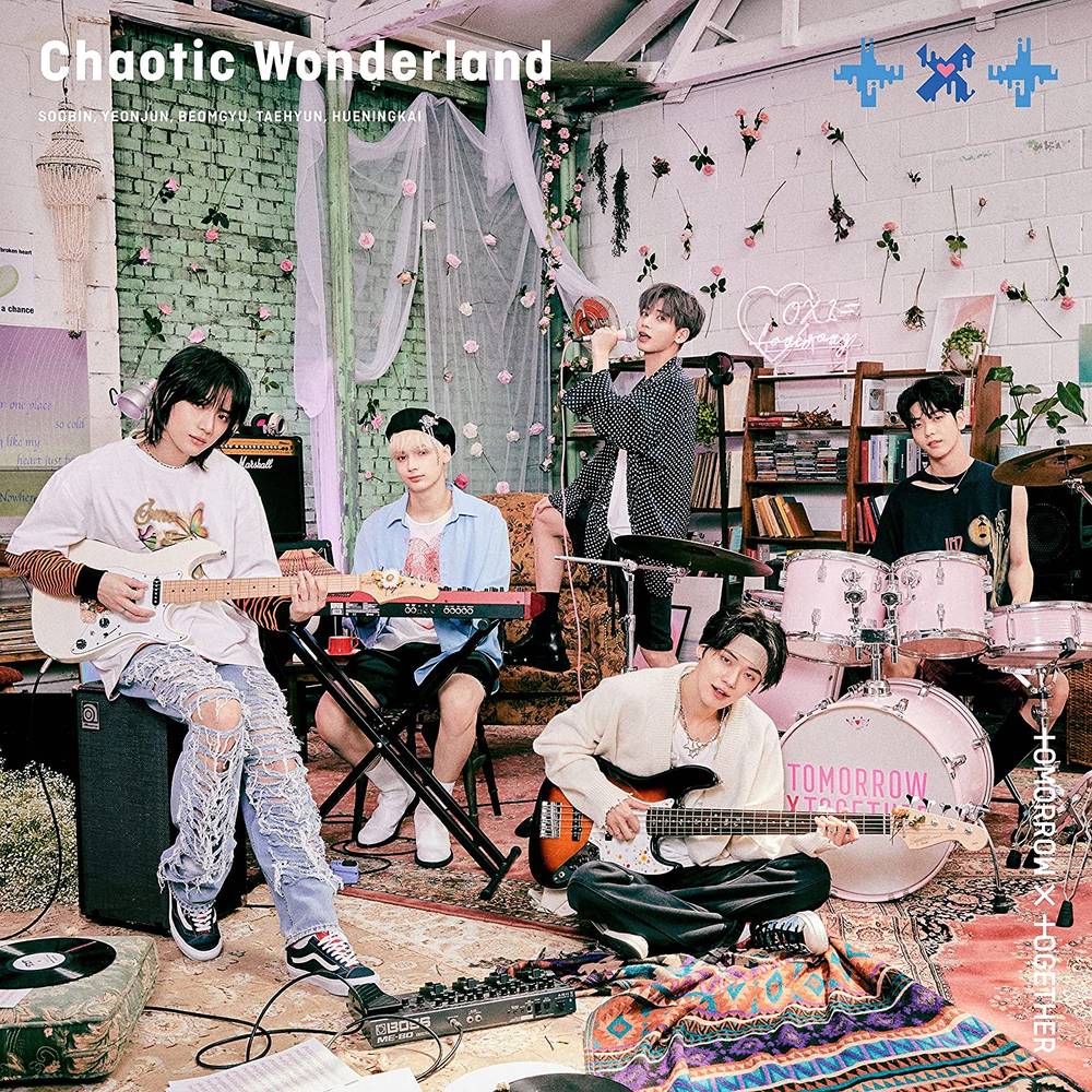 the album cover for TOMORROW X TOGETHER - Chaotic Wonderland [Limited Edition B]