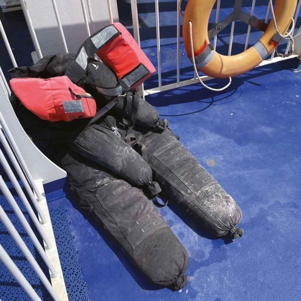 the album cover for Thomas Ankersmit - Dip