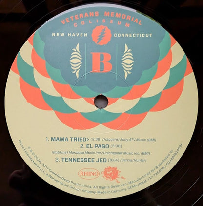 Grateful Dead - Veterans Memorial Coliseum 5.5.77